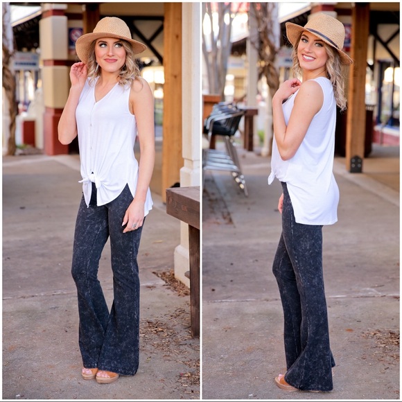 ✨LAST ONE✨Black Mineral Wash Flare Pants - Picture 3 of 4
